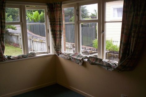 Photo of property in 63 Golf Road, New Lynn, Auckland, 0600