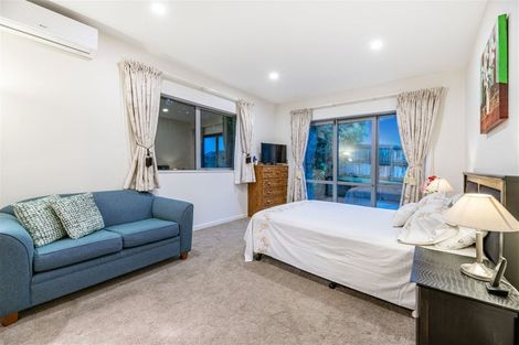 Photo of property in 11 Irongate Avenue, Ranui, Auckland, 0612