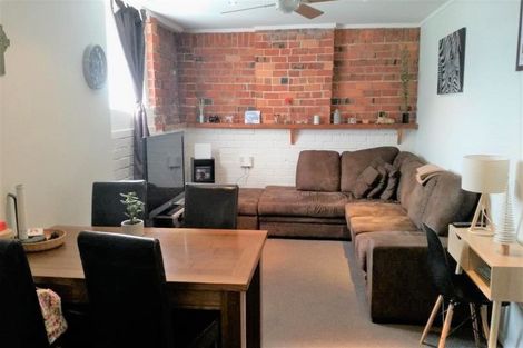 Photo of property in 1a Gaede Terrace, Sunnyvale, Auckland, 0612