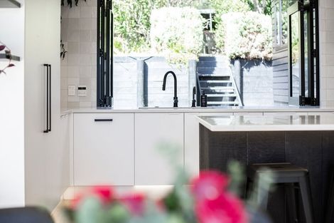 Photo of property in 302 Paremata Road, Whitby, Porirua, 5381