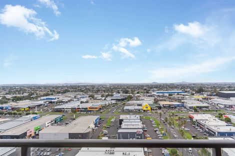 Photo of property in The Rennaissance, 16d/18 Ronwood Avenue, Manukau, Auckland, 2104