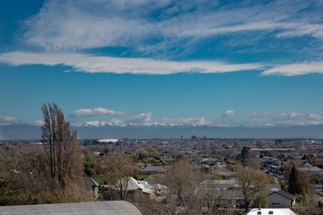 Photo of property in 39 Overdale Drive, Cashmere, Christchurch, 8022