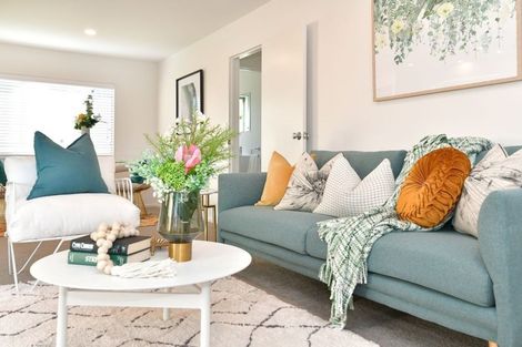 Photo of property in 2/77 Marlborough Avenue, Glenfield, Auckland, 0629