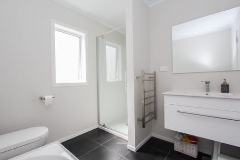 Photo of property in 32 Rebekah Crescent, Flagstaff, Hamilton, 3210