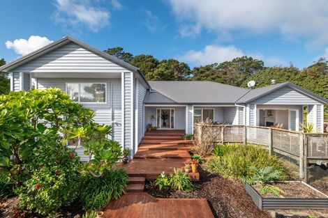 Photo of property in 11 The Close, Greenhithe, Auckland, 0632