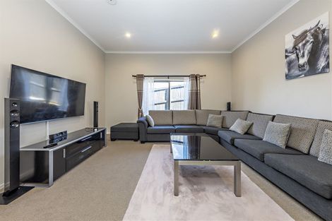 Photo of property in 11 Arthur Carwen Place, Pukekohe, 2120
