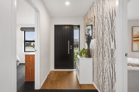 Photo of property in 19 Whincops Road, Halswell, Christchurch, 8025