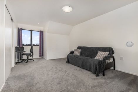 Photo of property in 14 Okarito Avenue, Levin, 5510