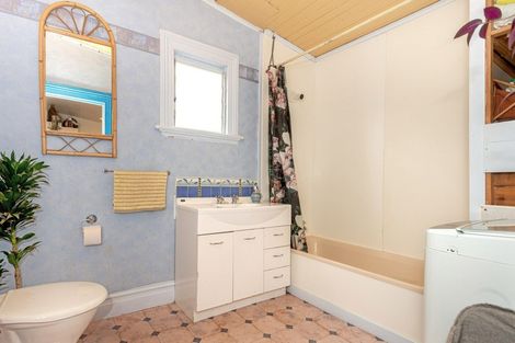 Photo of property in 24 Parau Street, Kaiti, Gisborne, 4010