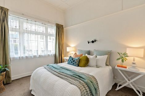 Photo of property in 170 Tasman Street, Mount Cook, Wellington, 6021