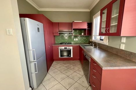 Photo of property in 30 Argentine Avenue, Miramar, Wellington, 6022