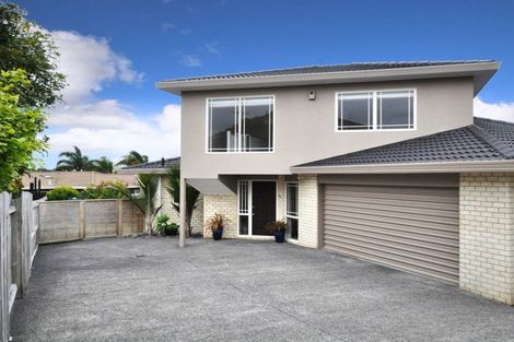 Photo of property in 2/6 Daria Place, Northpark, Auckland, 2013