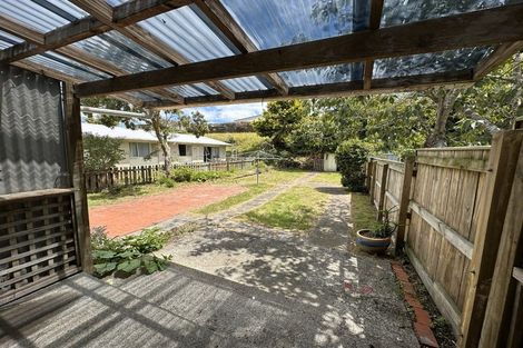 Photo of property in 17 Percival Road, Paraparaumu Beach, Paraparaumu, 5032
