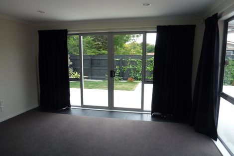 Photo of property in 49 Weston Avenue, Roslyn, Palmerston North, 4414