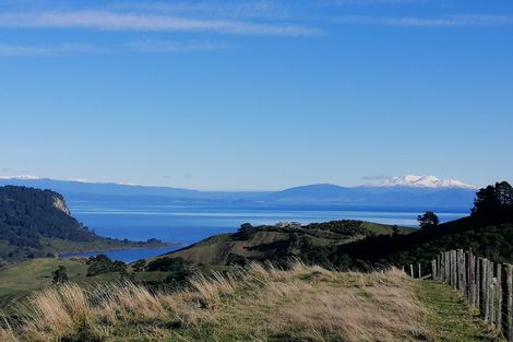 Photo of property in 76 Charnley Way, Kinloch, Taupo, 3385