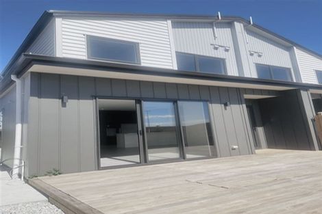 Photo of property in 141 Walters Road, Papakura, Takanini, 2110