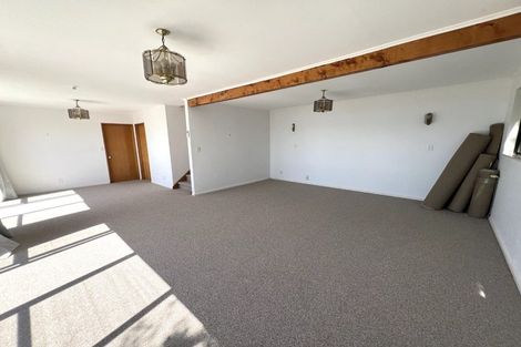 Photo of property in 15 Karaka Street, Eastbourne, Lower Hutt, 5013