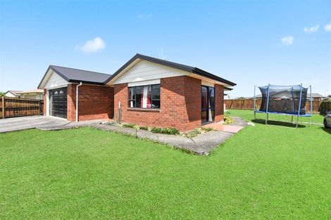 Photo of property in 1 Corsair Place, Melville, Hamilton, 3206