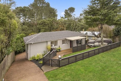 Photo of property in 23 Claverdon Drive, Massey, Auckland, 0614