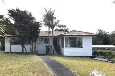 Photo of property in 13 Laser Place, Bayview, Auckland, 0629