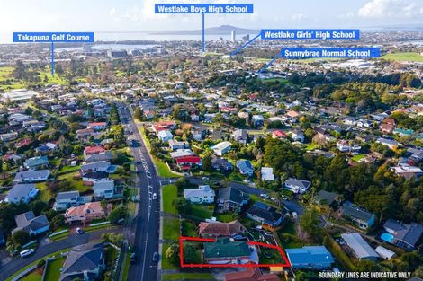 Photo of property in 135 Coronation Road, Hillcrest, Auckland, 0627