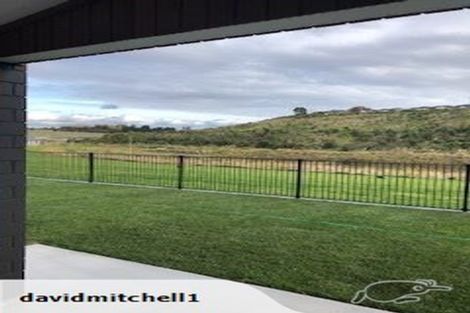 Photo of property in 68 Pakanga Grove, Pyes Pa, Tauranga, 3112