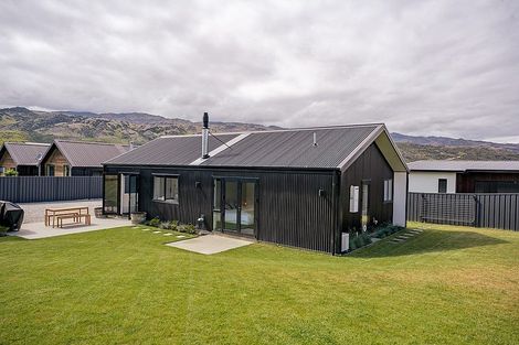 Photo of property in 30 Pegasus Court, Mount Pisa, Cromwell, 9383