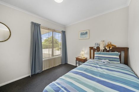 Photo of property in 9 Cherry Lane, Martinborough, 5711