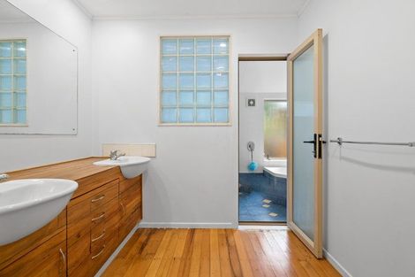 Photo of property in 11 Routly Avenue, Pukekohe, 2120