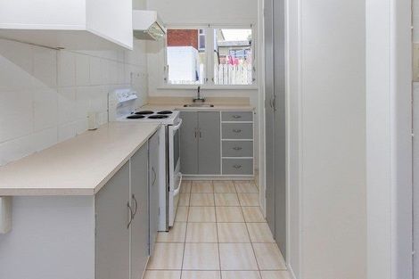 Photo of property in 2/42 Juliet Avenue, Howick, Auckland, 2014