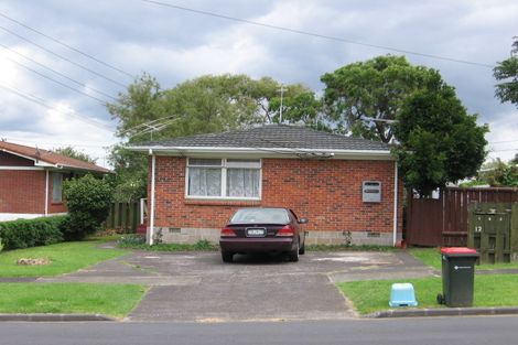 Photo of property in 1/12 Huapai Street, Onehunga, Auckland, 1061