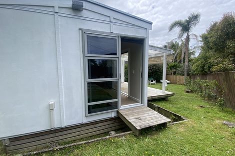 Photo of property in 25 County Road, Torbay, Auckland, 0630