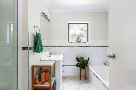 Photo of property in 41 Hammond Avenue, Hatfields Beach, Orewa, 0931