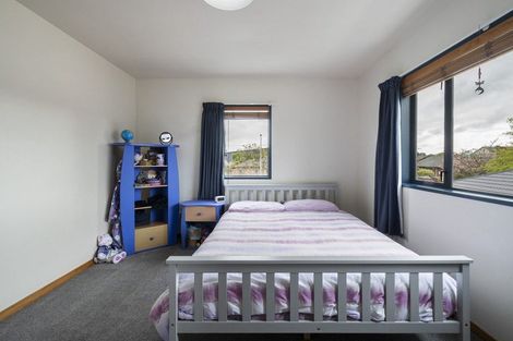 Photo of property in 55 Royal Oak Drive, Kelvin Grove, Palmerston North, 4414