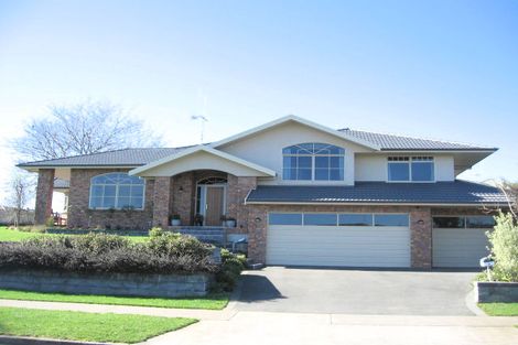 Photo of property in 16 Caversham Drive, Rototuna, Hamilton, 3210