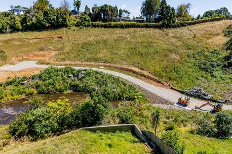 Photo of property in 63b Heta Road, Highlands Park, New Plymouth, 4312