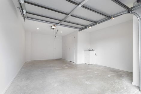 Photo of property in 40 Memorial Park Lane, Hobsonville, Auckland, 0618