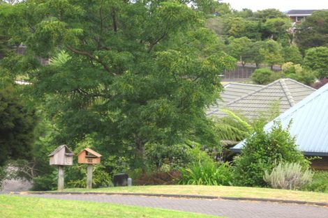 Photo of property in 10 Poaka Place, Beach Haven, Auckland, 0626