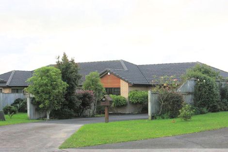 Photo of property in 10 Moy Place, East Tamaki Heights, Auckland, 2016