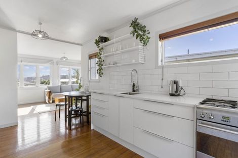 Photo of property in 34 Dakota Avenue, Beach Haven, Auckland, 0626