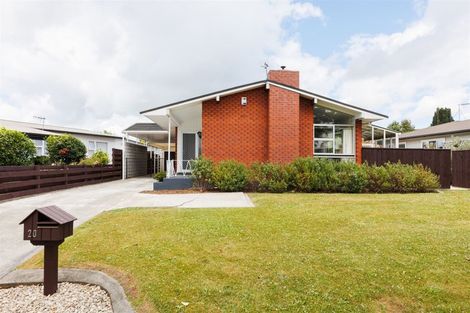 Photo of property in 20 Westhaven Grove, Takaro, Palmerston North, 4412