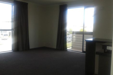 Photo of property in 53 Popokatea Drive, Takanini, 2112
