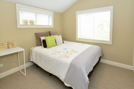 Photo of property in 19 Landmark Terrace, Orewa, 0931