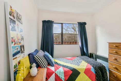 Photo of property in 53 Pohutukawa Street, Woburn, Lower Hutt, 5010