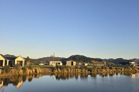 Photo of property in 106 Takapu Close, Matarangi, 3592