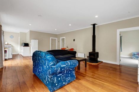 Photo of property in 11 Sycamore Grove, Lower Vogeltown, New Plymouth, 4310