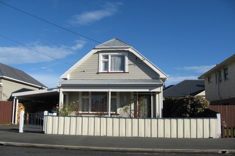 Photo of property in 120 Hargest Crescent, Saint Clair, Dunedin, 9012