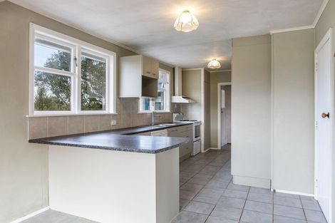 Photo of property in 55 Parakai Avenue, Parakai, 0830