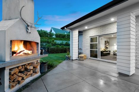 Photo of property in 96 Puhirake Crescent, Pyes Pa, Tauranga, 3112