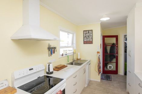 Photo of property in 2 Lytton Road, Riverdale, Gisborne, 4010